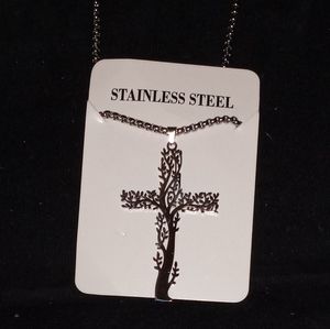 Beautiful tree of life comes with 12in love chain